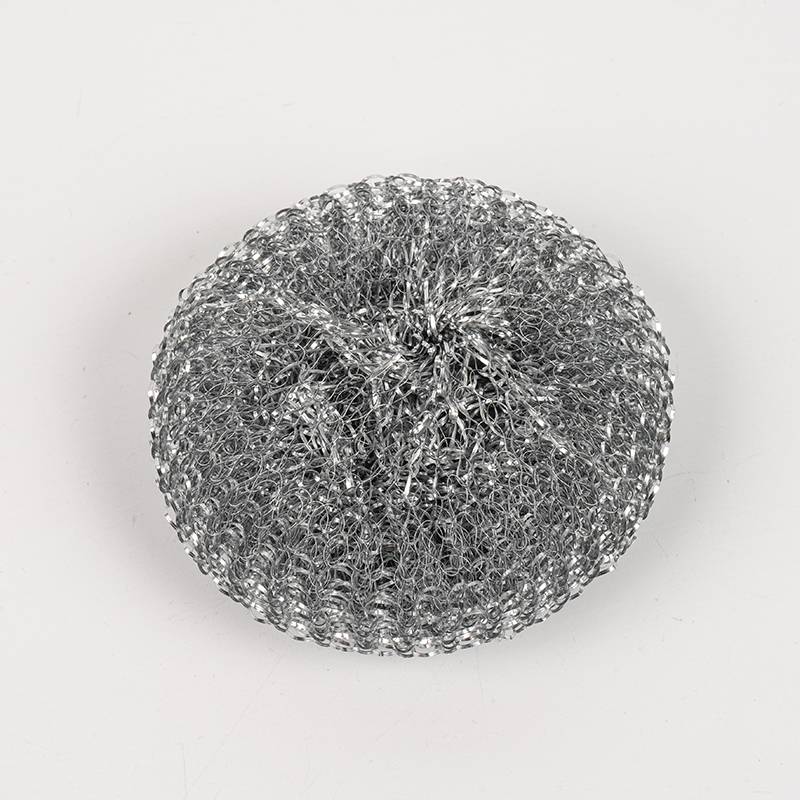 ¿Cuáles son los beneficios de usar una bola de alambre de acero en la cocina?